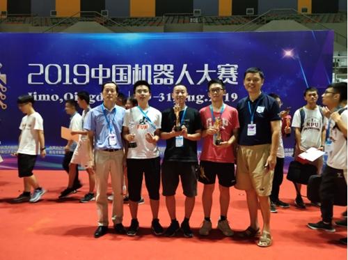 说明: //weidebetvictor.com/__local/8/25/84/9D3272AE3A27D7AFED5A0D8BACD_08CCFE67_17BBE.jpg